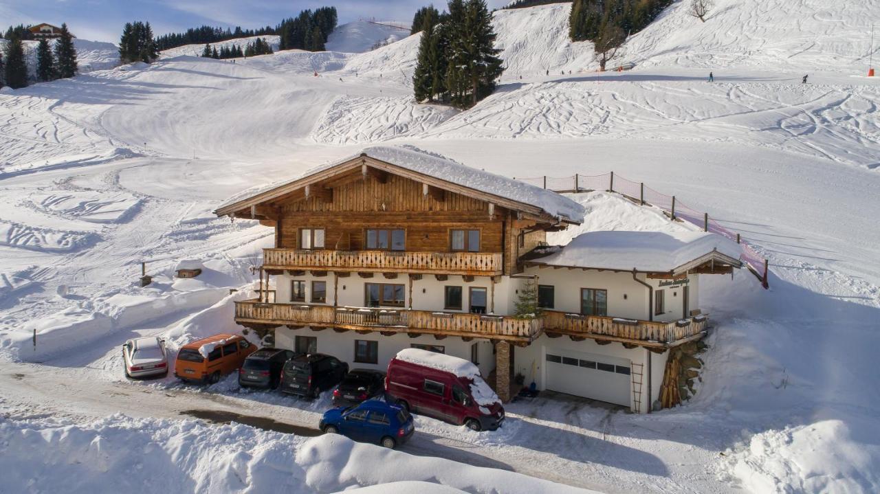 Landhaus Hinterglemm Διαμέρισμα Σάαλμπαχ-Χίντεργκλεμ Εξωτερικό φωτογραφία